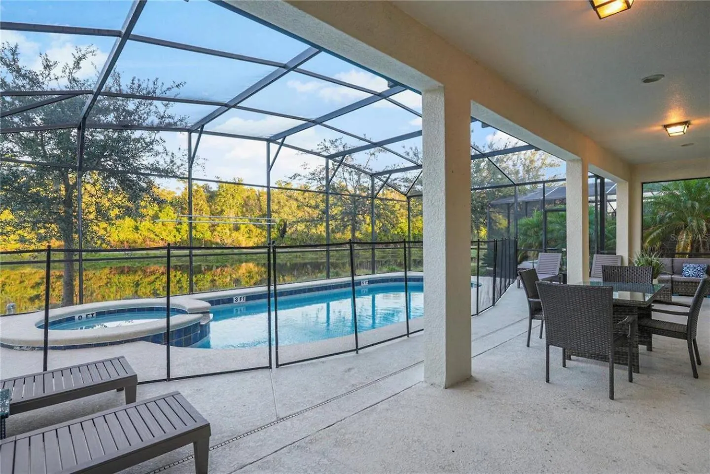 Massive 10Br! Pool, Theater, Game Fun!