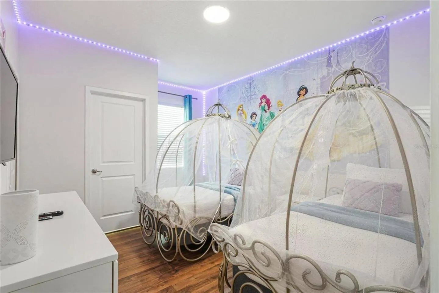 Massive 10Br! Pool, Theater, Game Fun! *