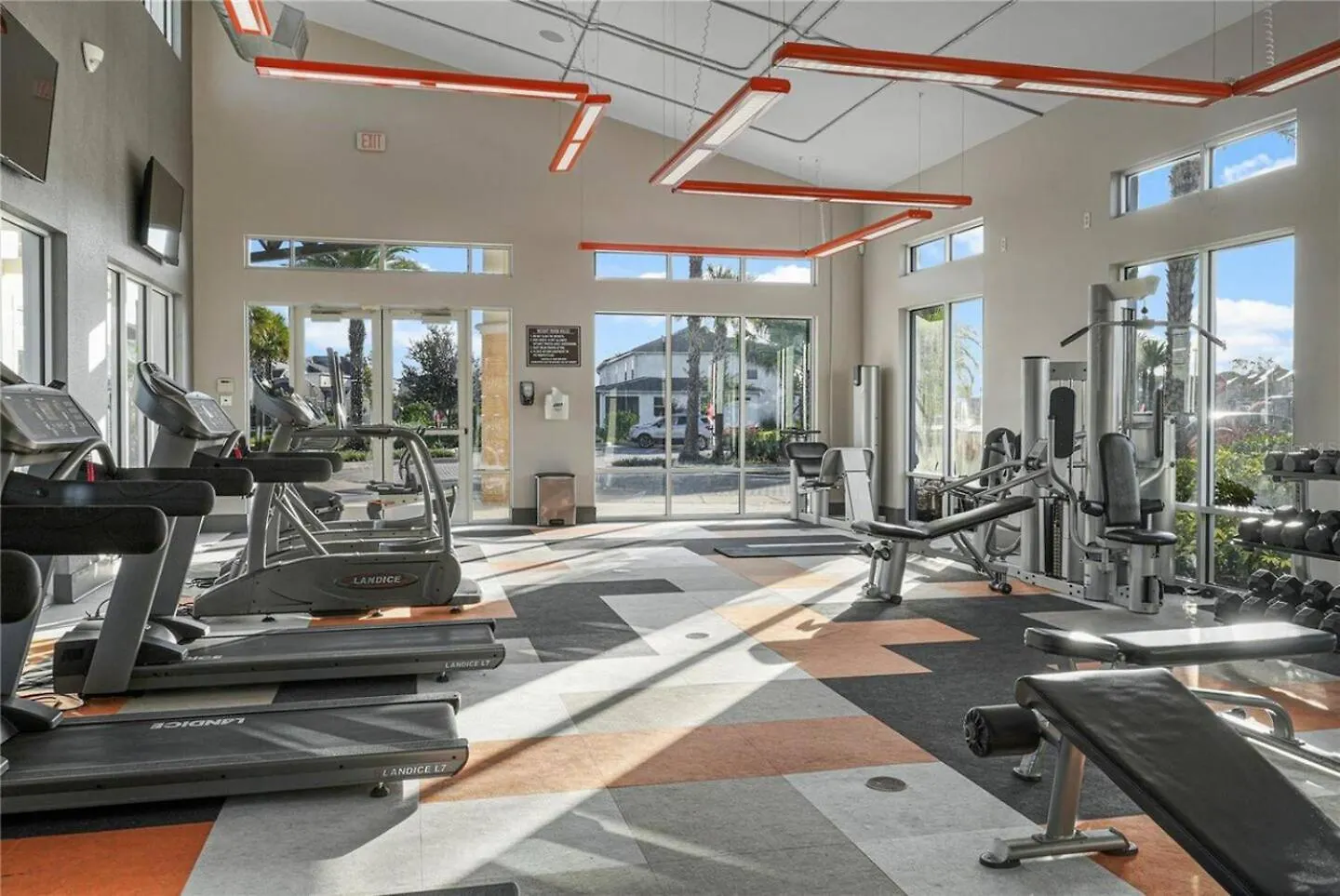 Holiday home Massive 10Br! Pool, Theater, Game Fun! Kissimmee