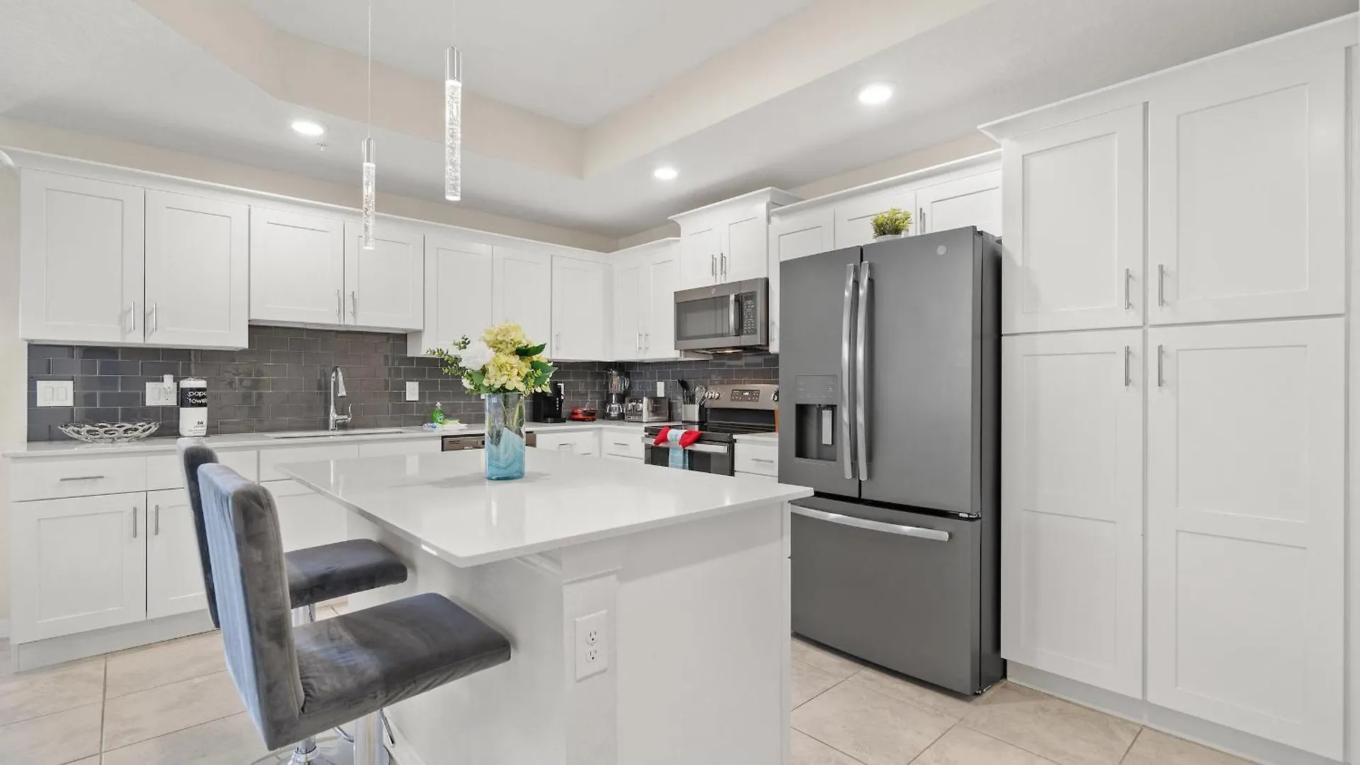 Apartment Brand New 3 Beds *