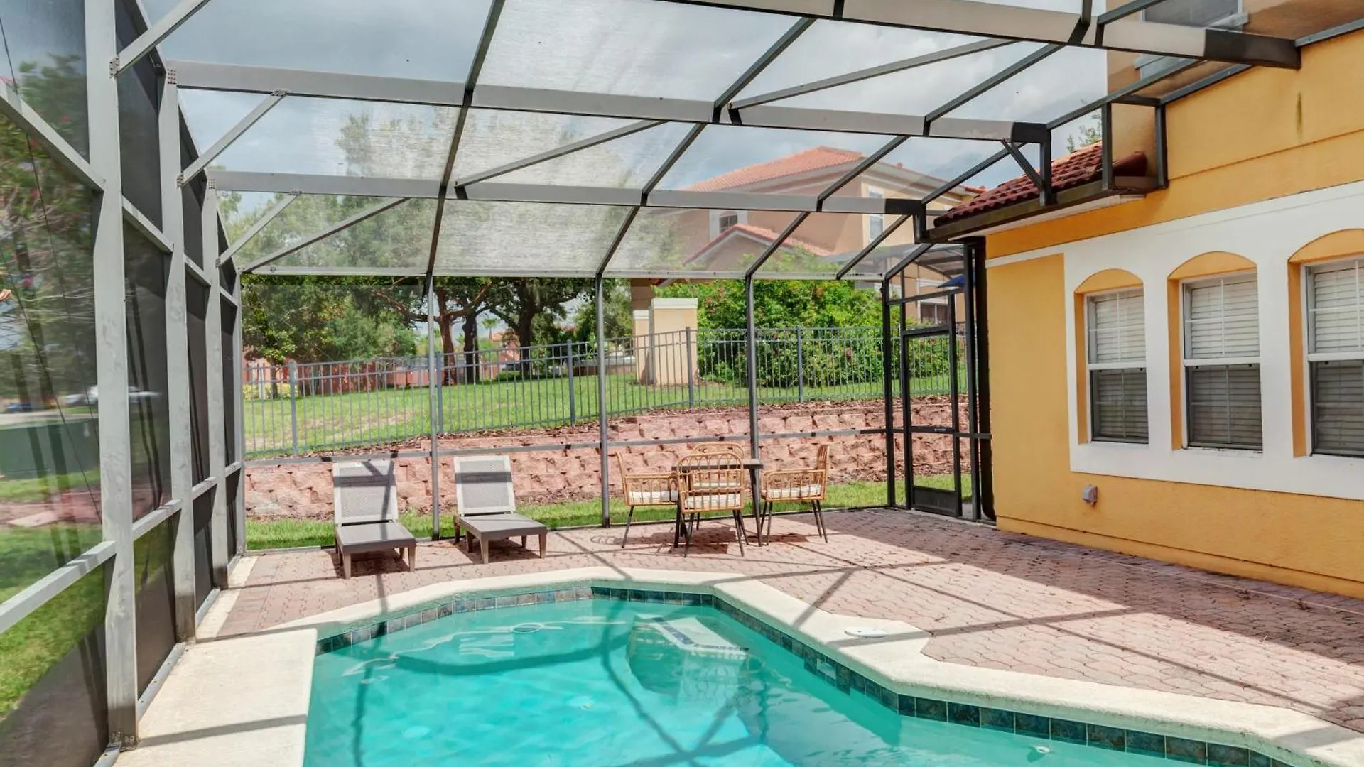 Holiday home 8523 Charming Townhouse Perfect For Family *
