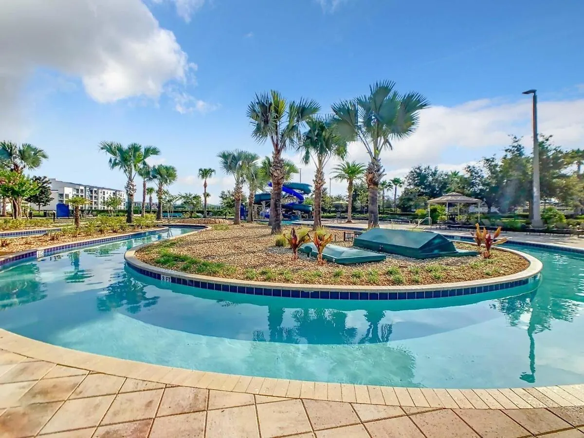 Terrific Thematic Lakeview 2b With 2 Clubhouses Kissimmee