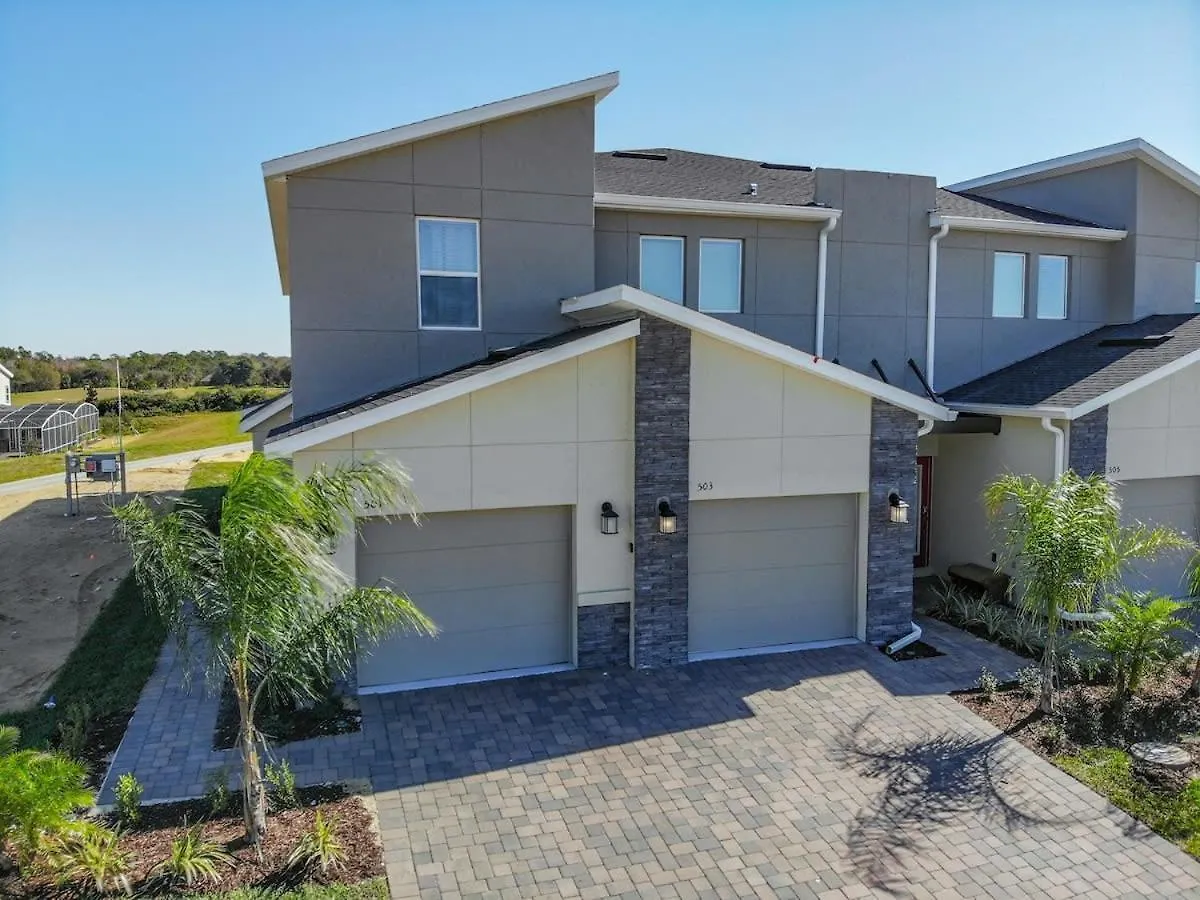Superb Thematic 2br With 2 Clubhouses Holiday home