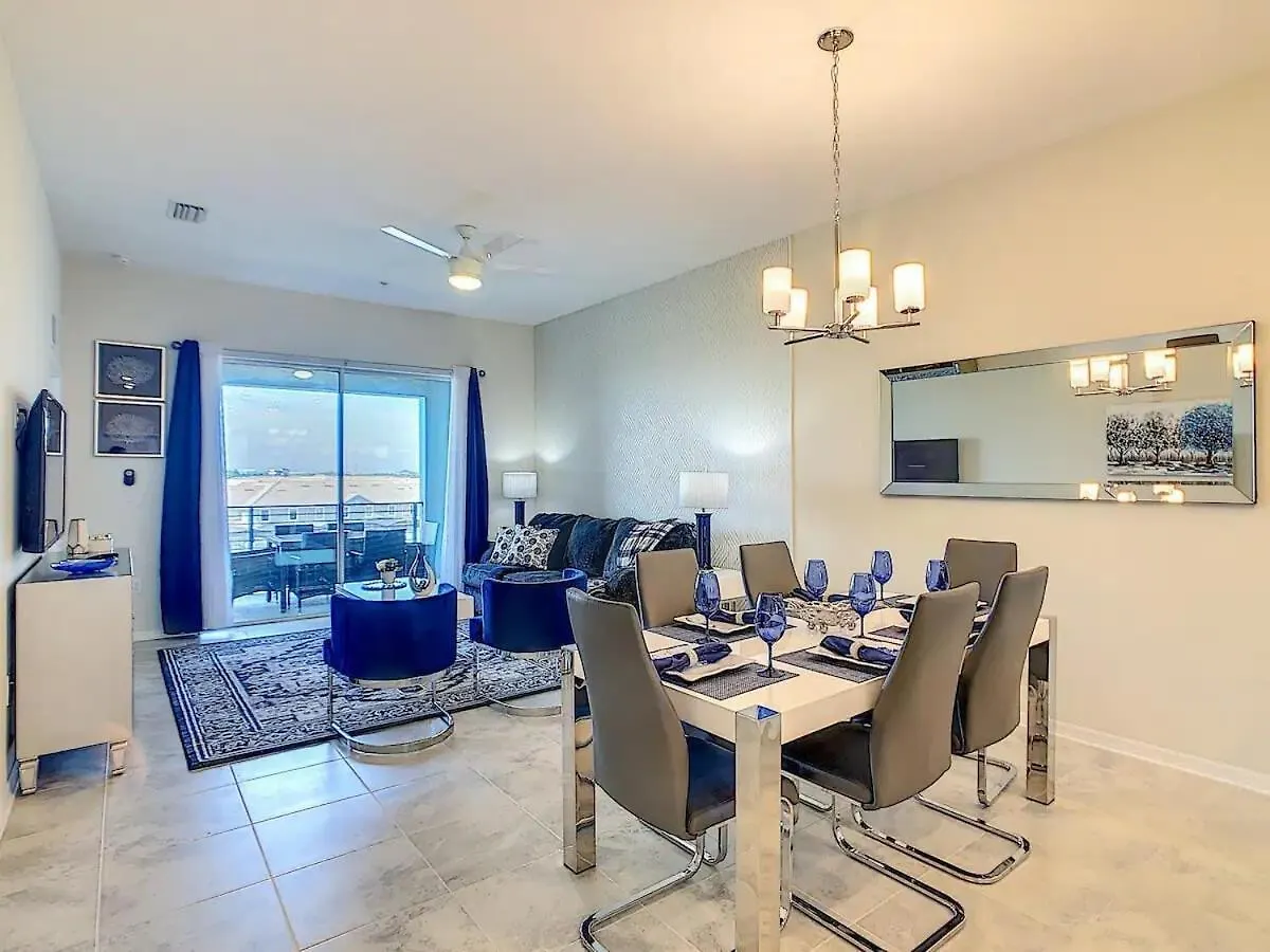 Terrific Thematic Lakeview 2b With 2 Clubhouses Holiday home