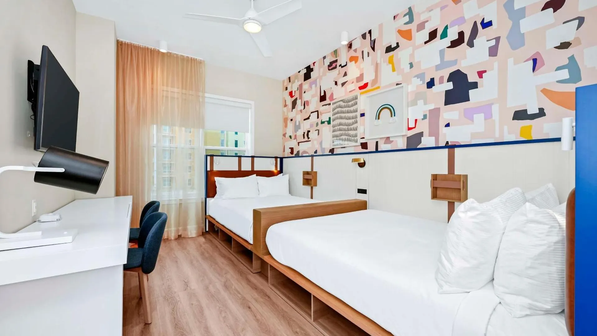 Embassy By Hilton Orlando Sunset Walk Station touristique 4*