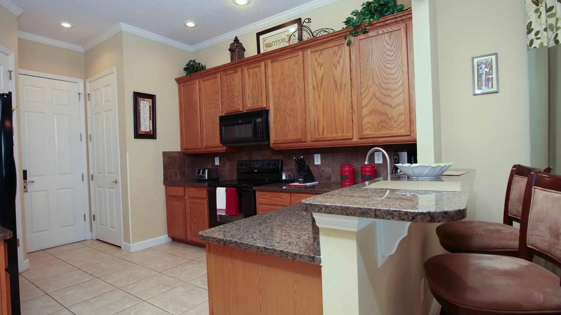 Luxury 5 Bedrooms Minutes From In The Reunion Villa