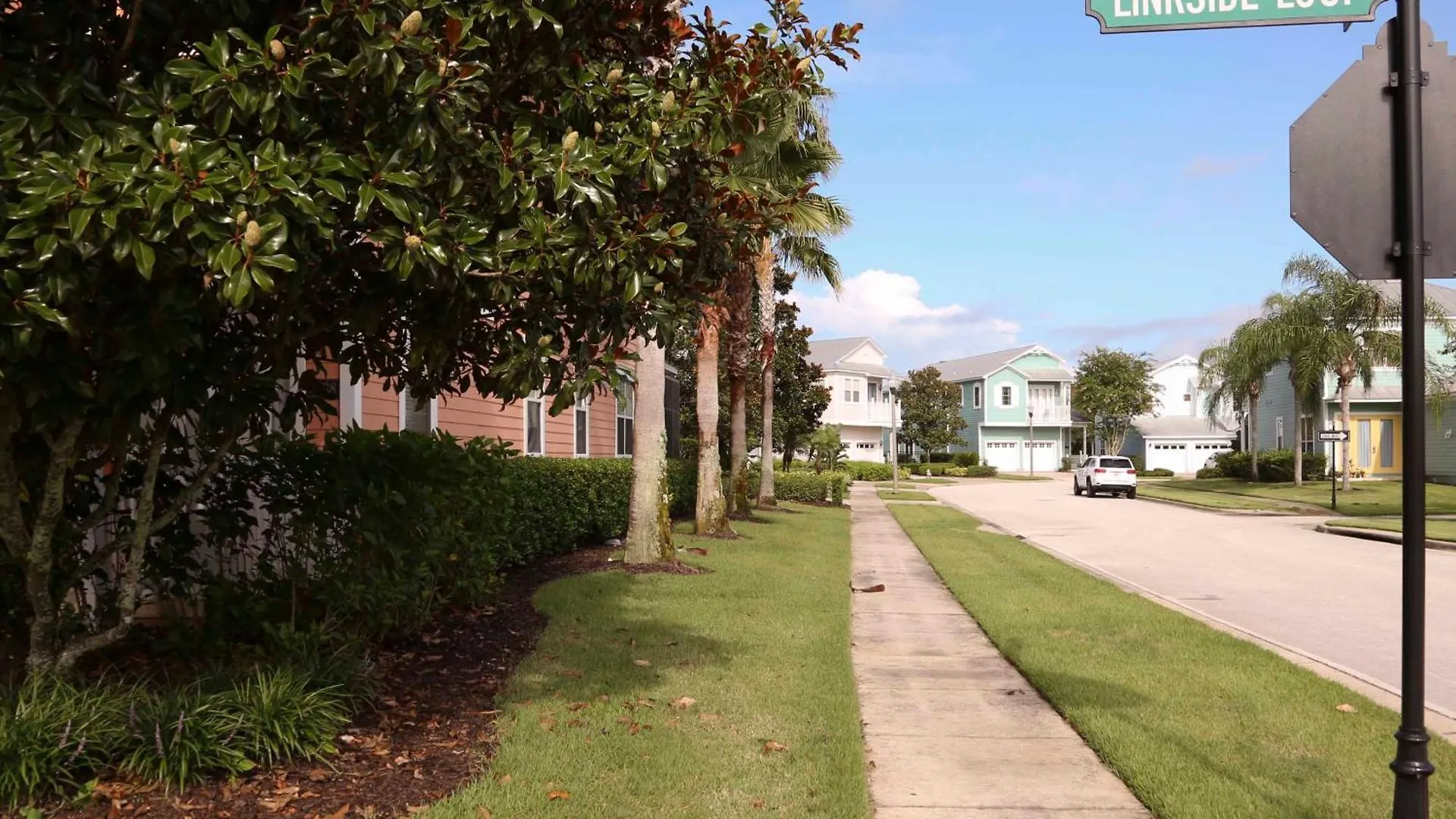 Luxury 5 Bedrooms Minutes From In The Reunion Villa *