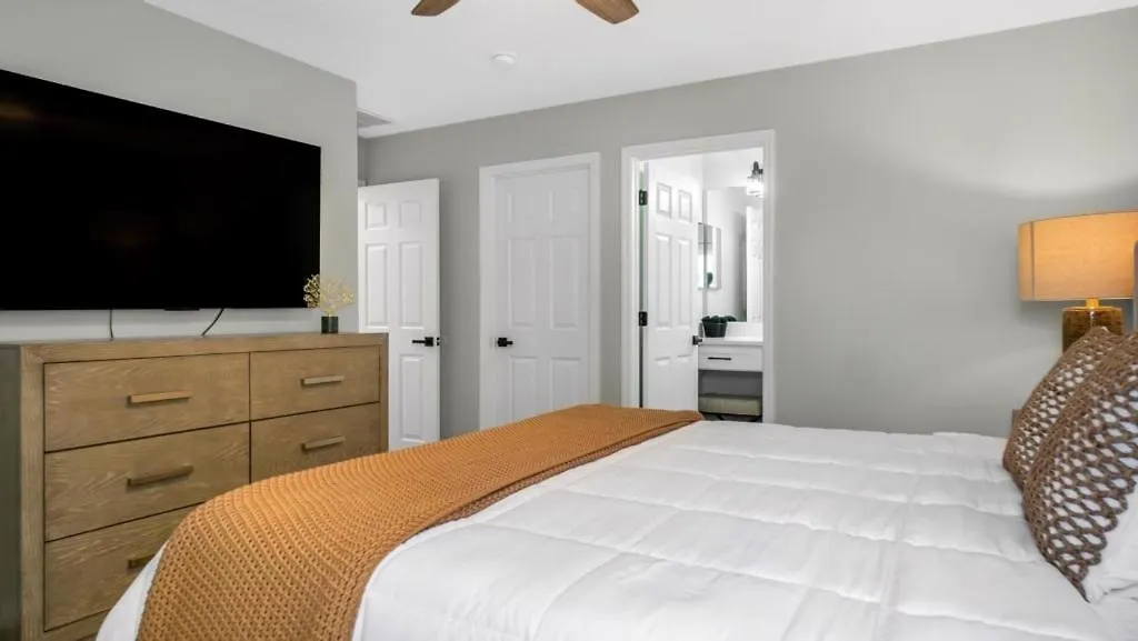 Holiday home Lovely 7 Bed Pool With Game Room-8510phd