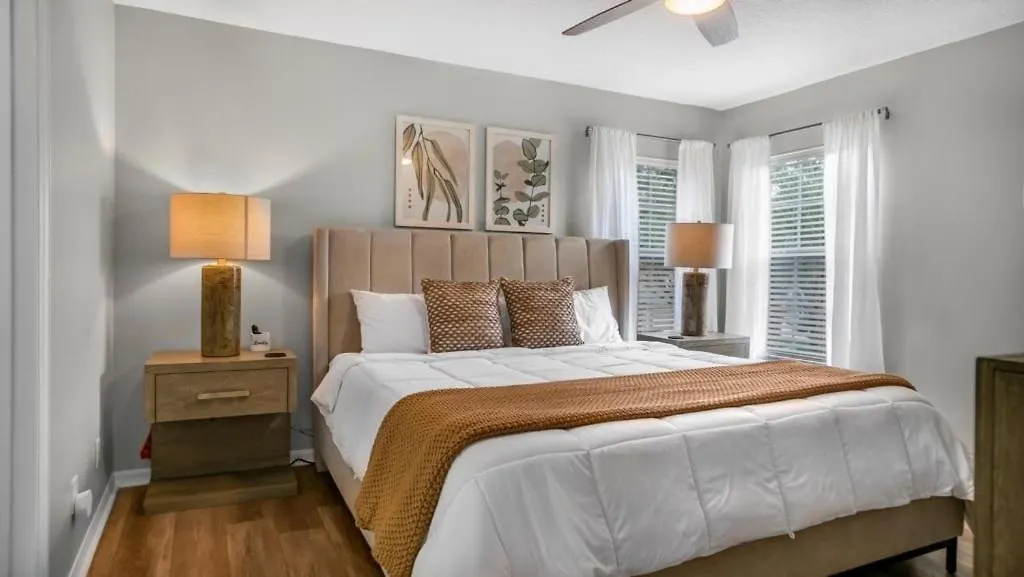 Lovely 7 Bed Pool With Game Room-8510phd Holiday home Kissimmee