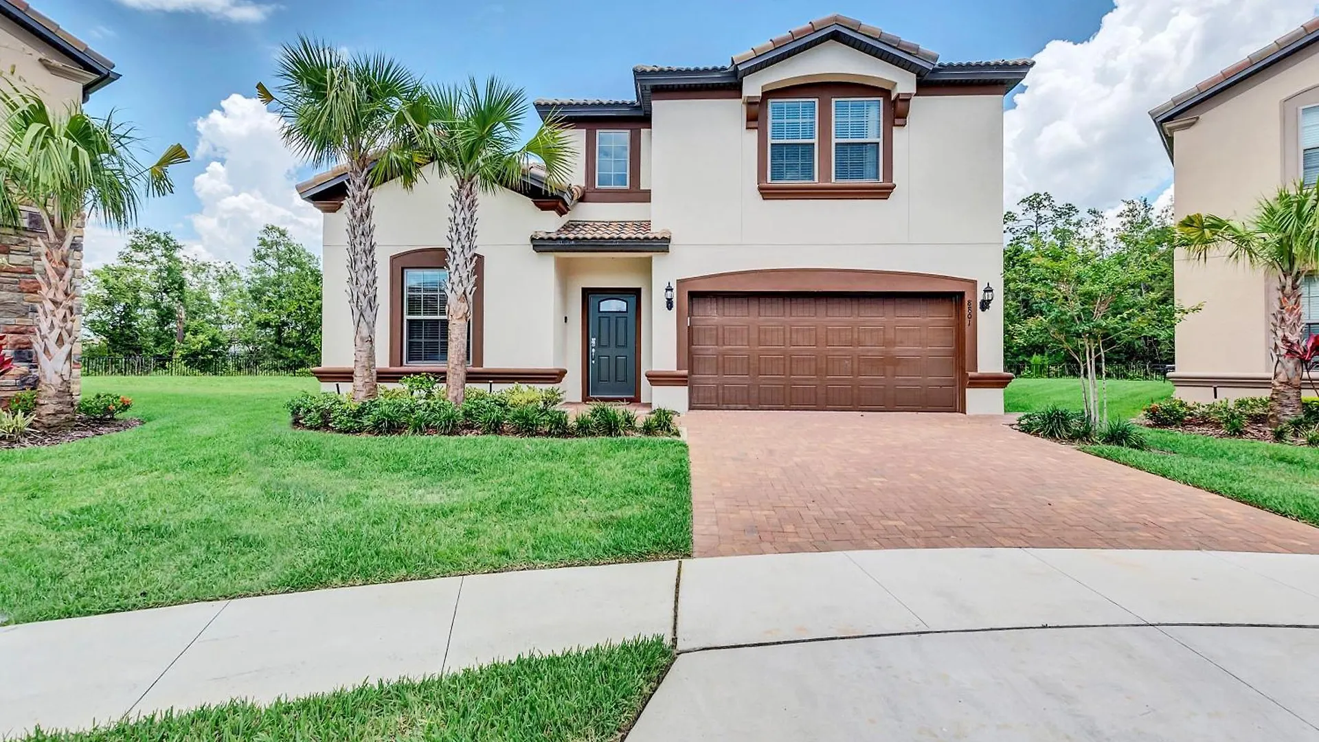 Villa Windsor At Westside 259 By