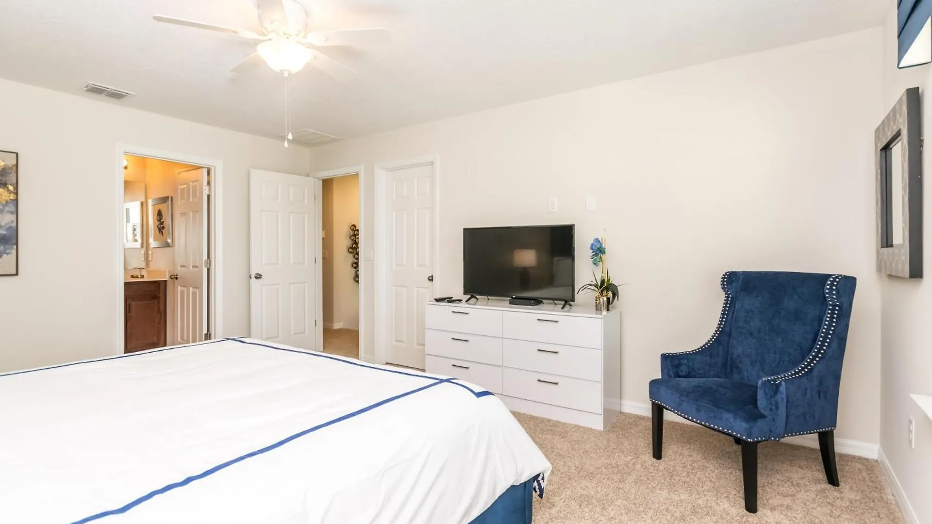 - Solara 168 * Kissimmee