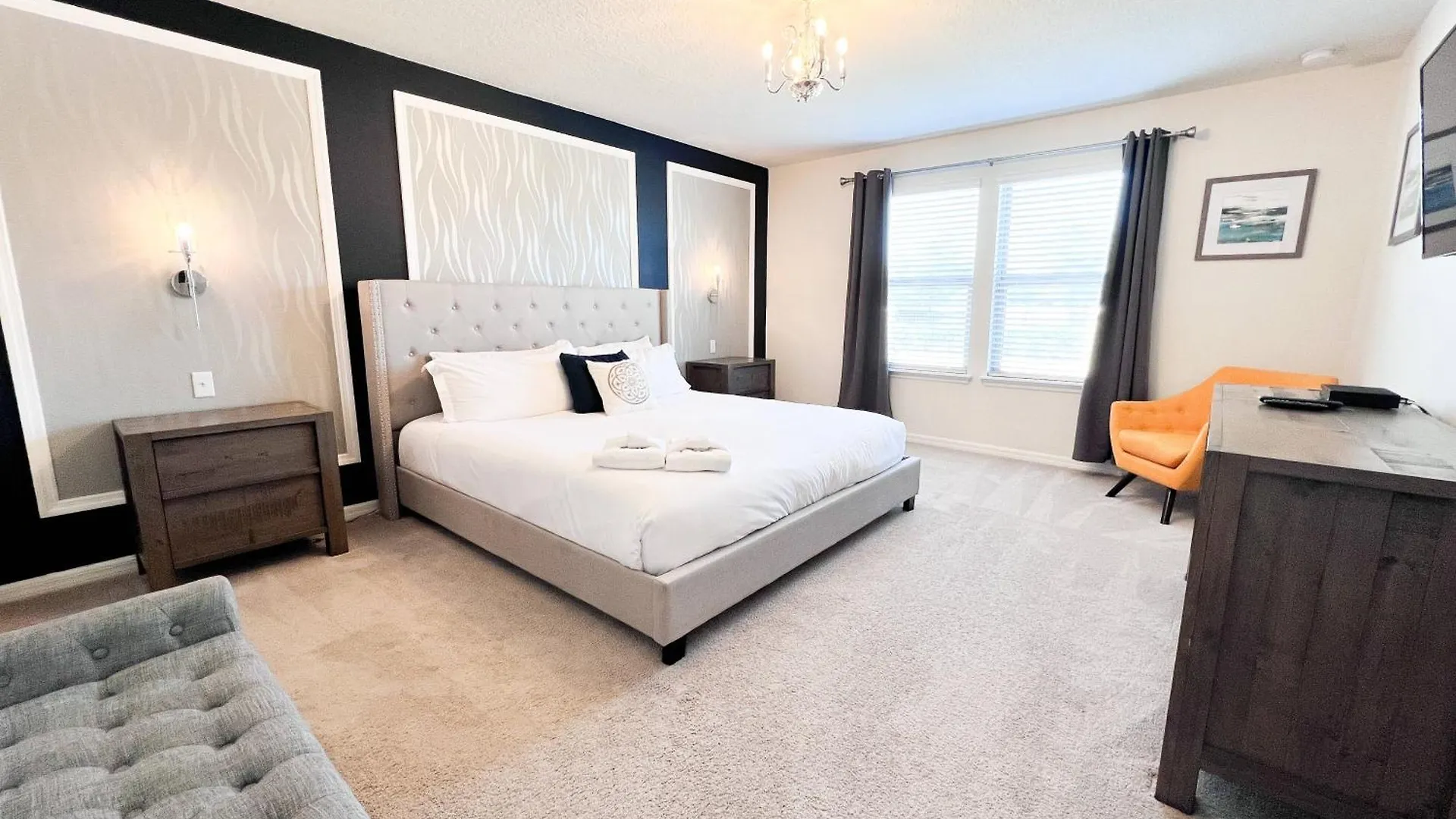 2442 Elegance At Windsor 5-bd Area