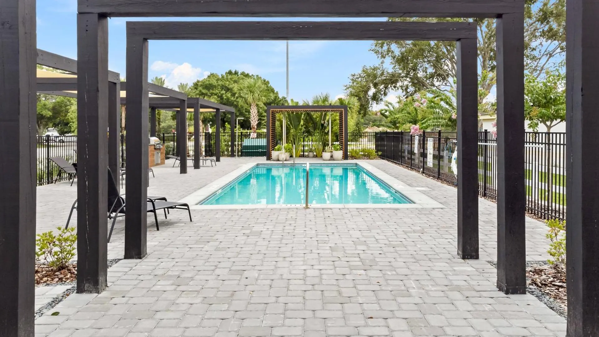 3240 Modern Comfort Townhouse Holiday home