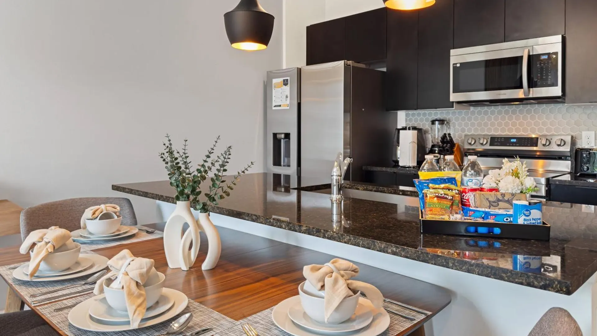 3240 Modern Comfort Townhouse *