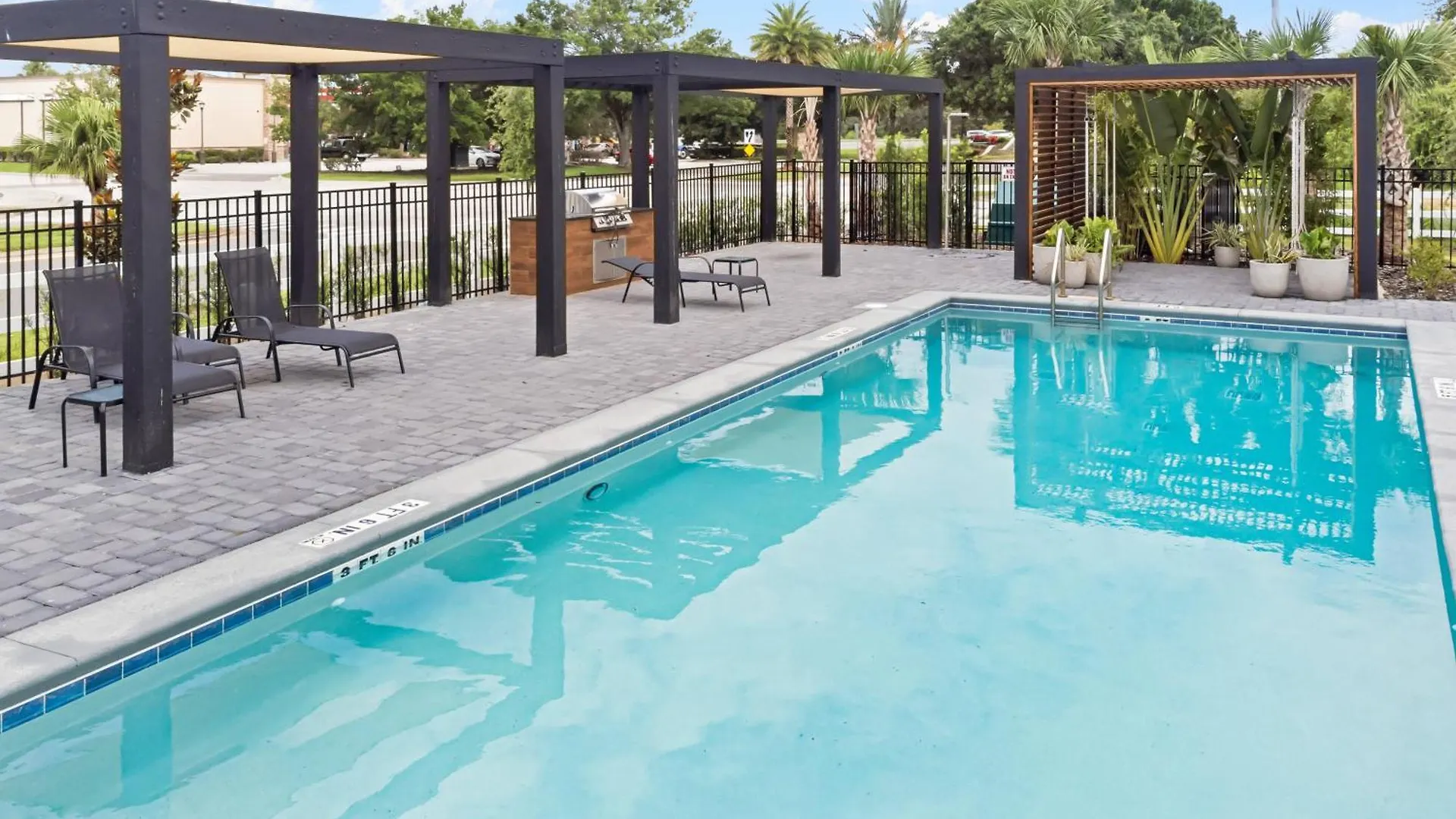 3240 Modern Comfort Townhouse Holiday home