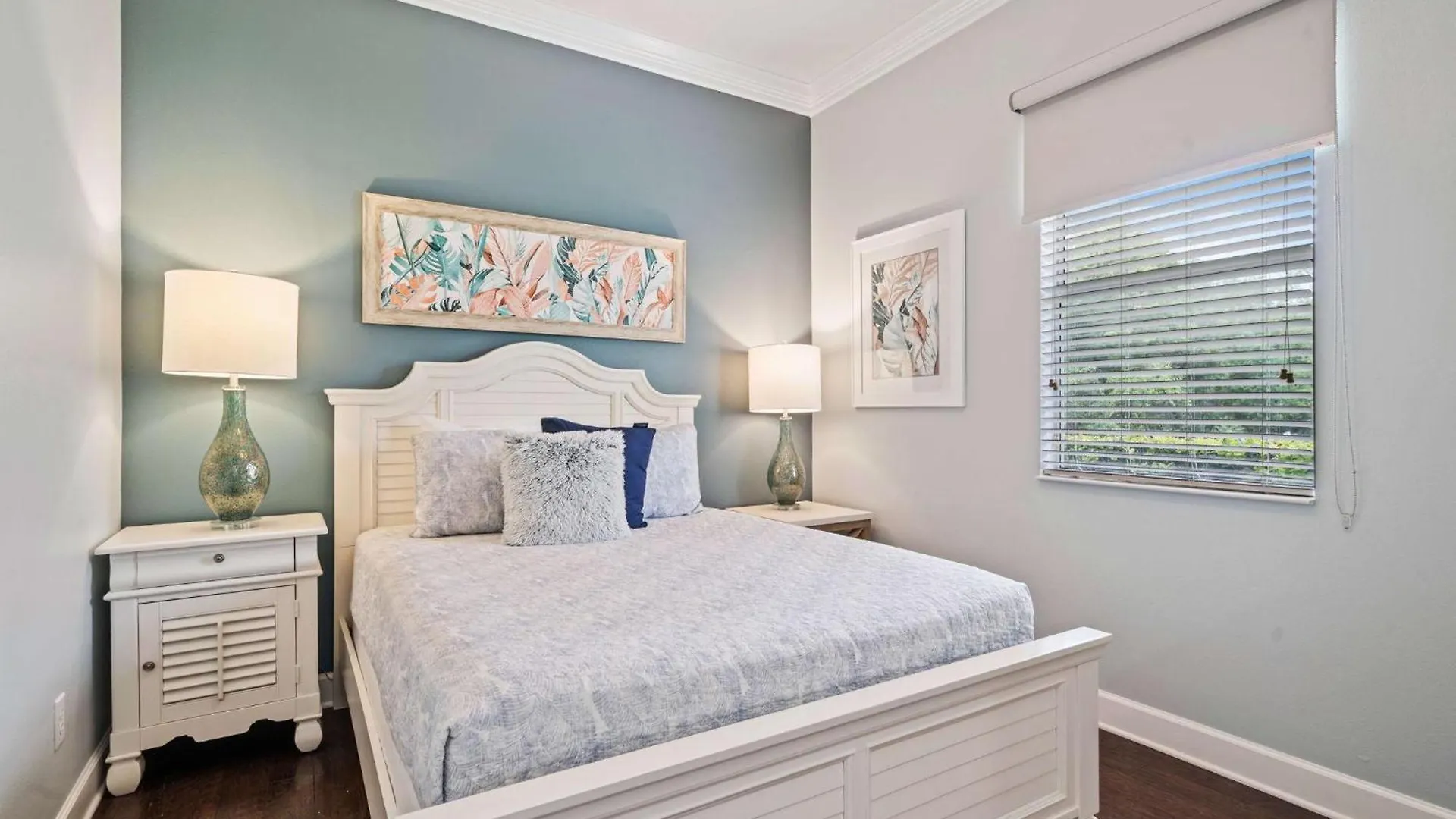 W479 - Modern Seaside Kissimmee