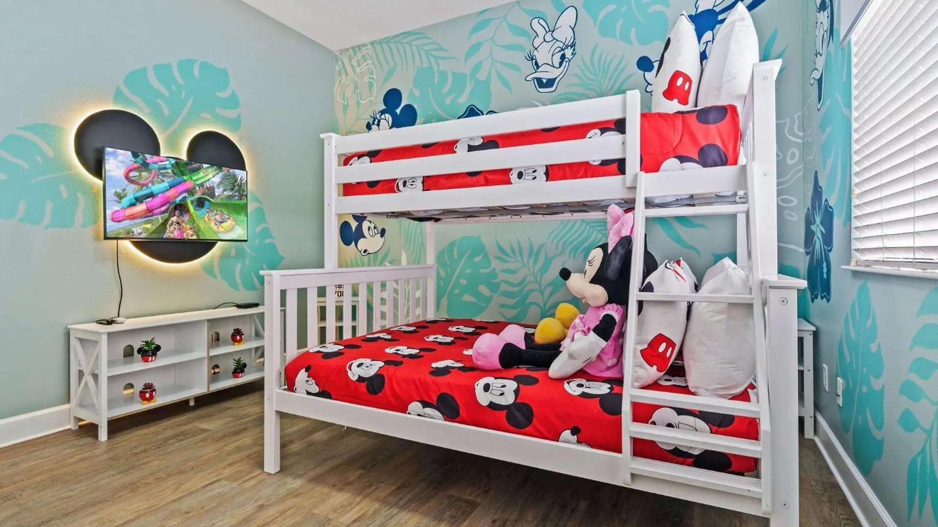 W479 - Modern Seaside *
