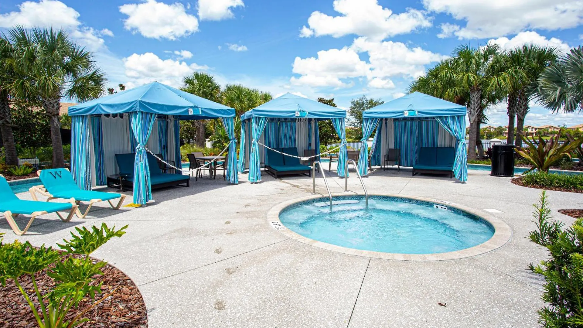 Gorgeous Themed Vacation With Pool Ww8915 Holiday home