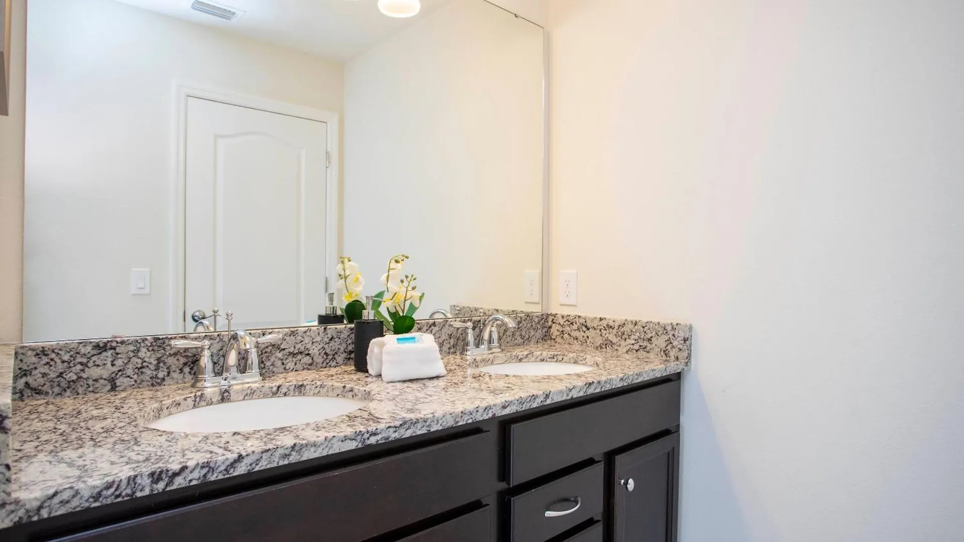 Gorgeous Themed Vacation With Pool Ww8915 Holiday home Kissimmee