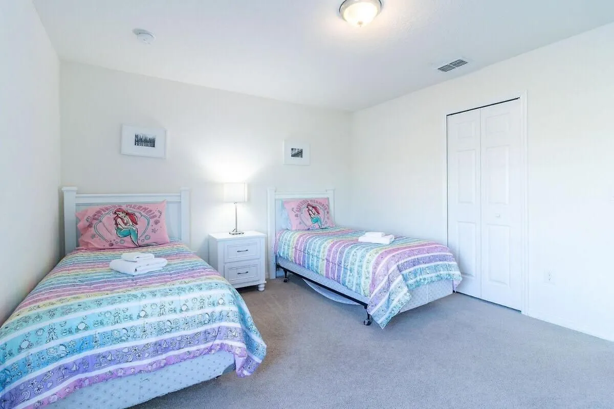 New Vacation Townhome Private Pool Near Disney! * Kissimmee