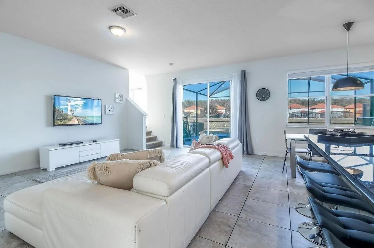 New Vacation Townhome Private Pool Near Disney!