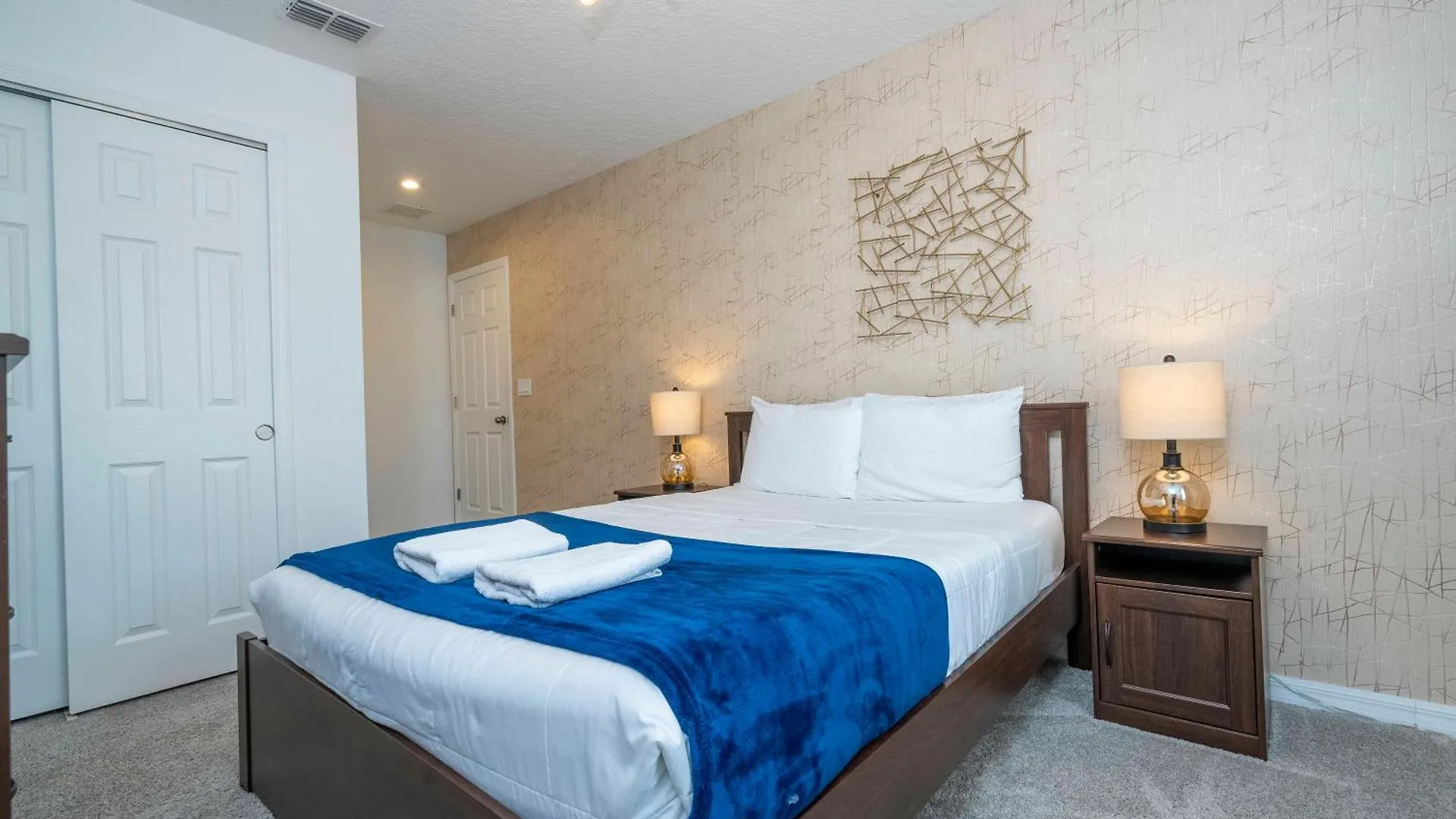 Holiday home Stunning 5 Bedrom At Solara *