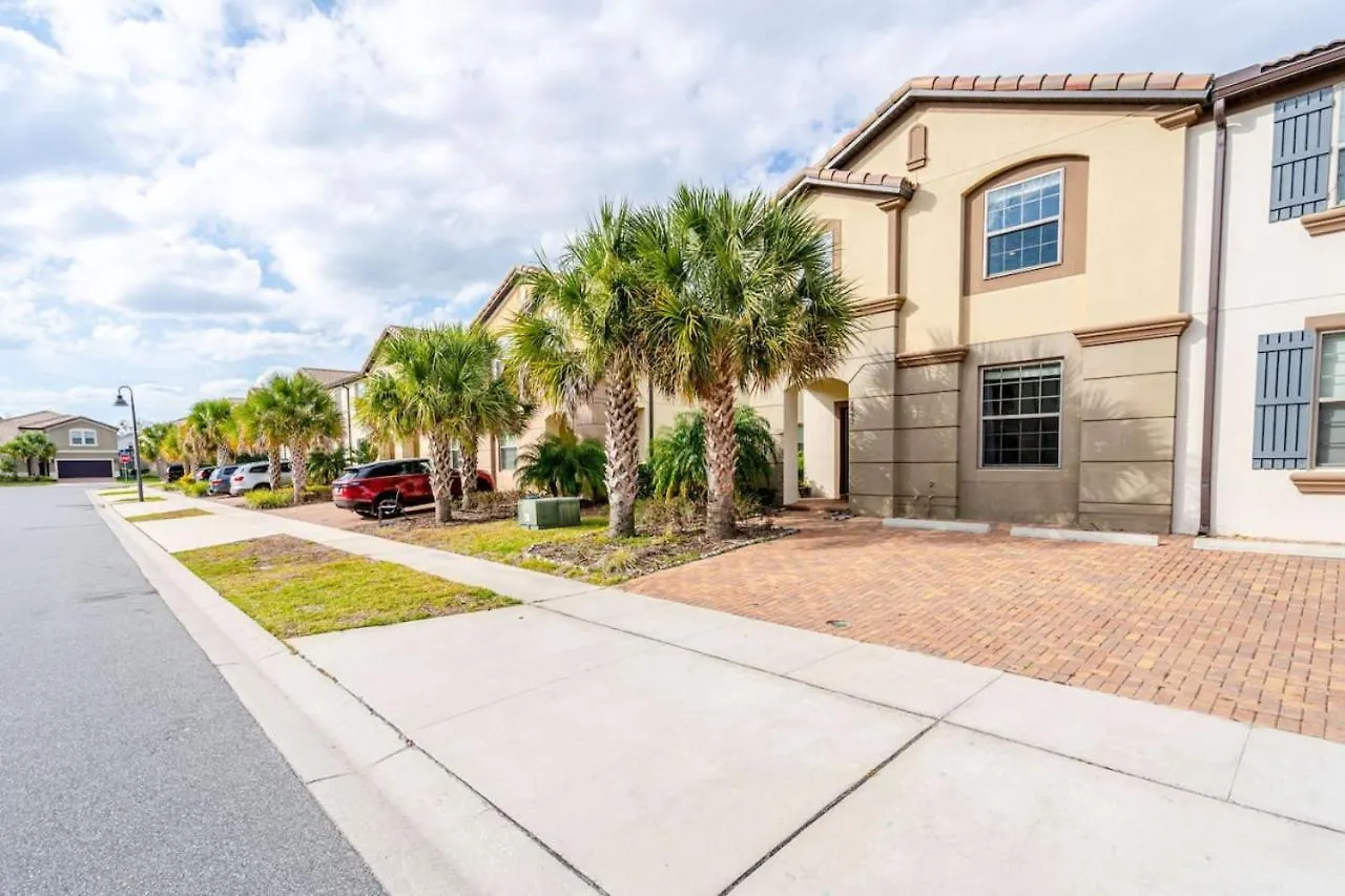 5 Bedroom 4.5 Bathroom Windsor At Westside 8883 *