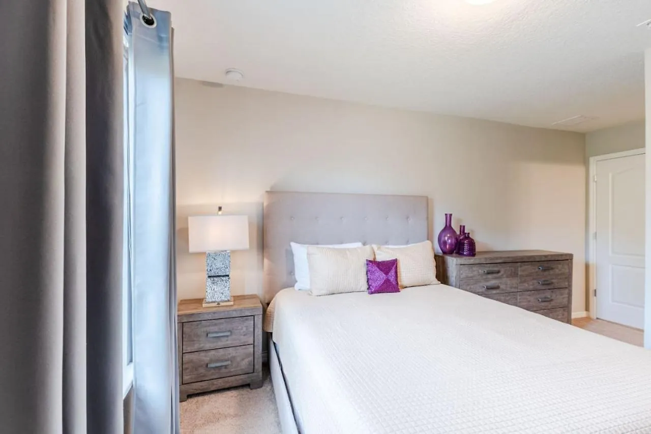5 Bedroom 4.5 Bathroom Windsor At Westside 8883 * Kissimmee