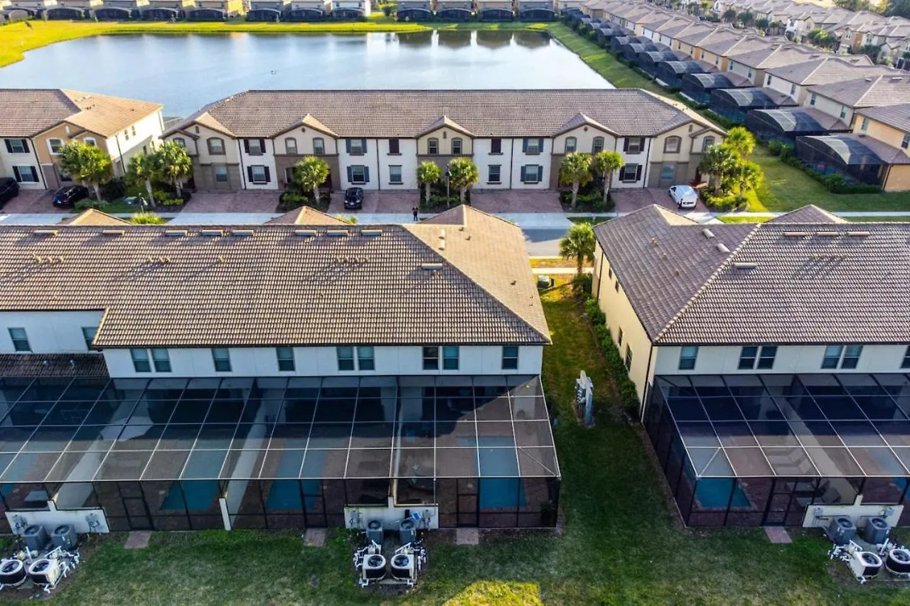 5 Bedroom 4.5 Bathroom Windsor At Westside 8883 Holiday home *