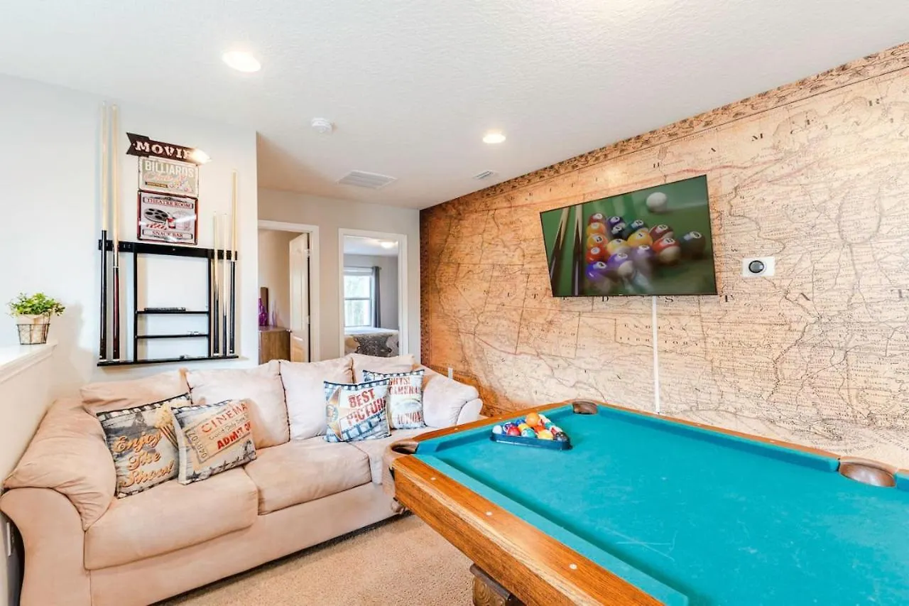5 Bedroom 4.5 Bathroom Windsor At Westside 8883 Holiday home