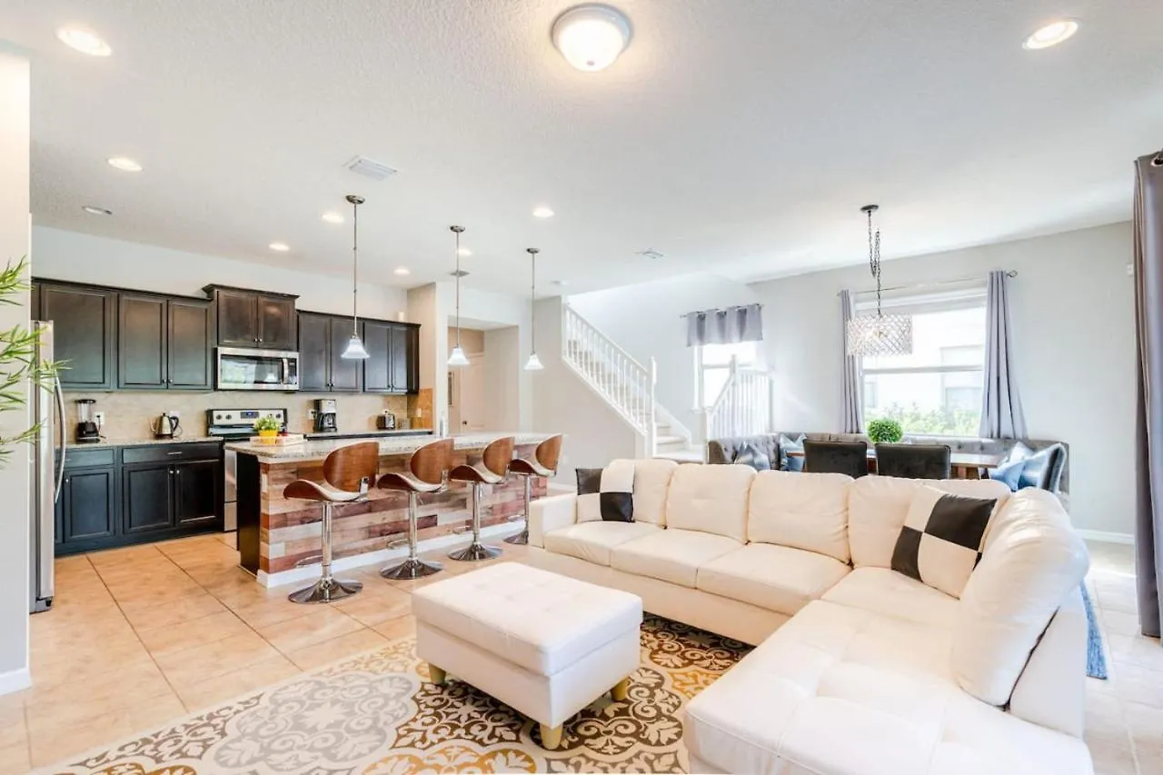 5 Bedroom 4.5 Bathroom Windsor At Westside 8883 Holiday home
