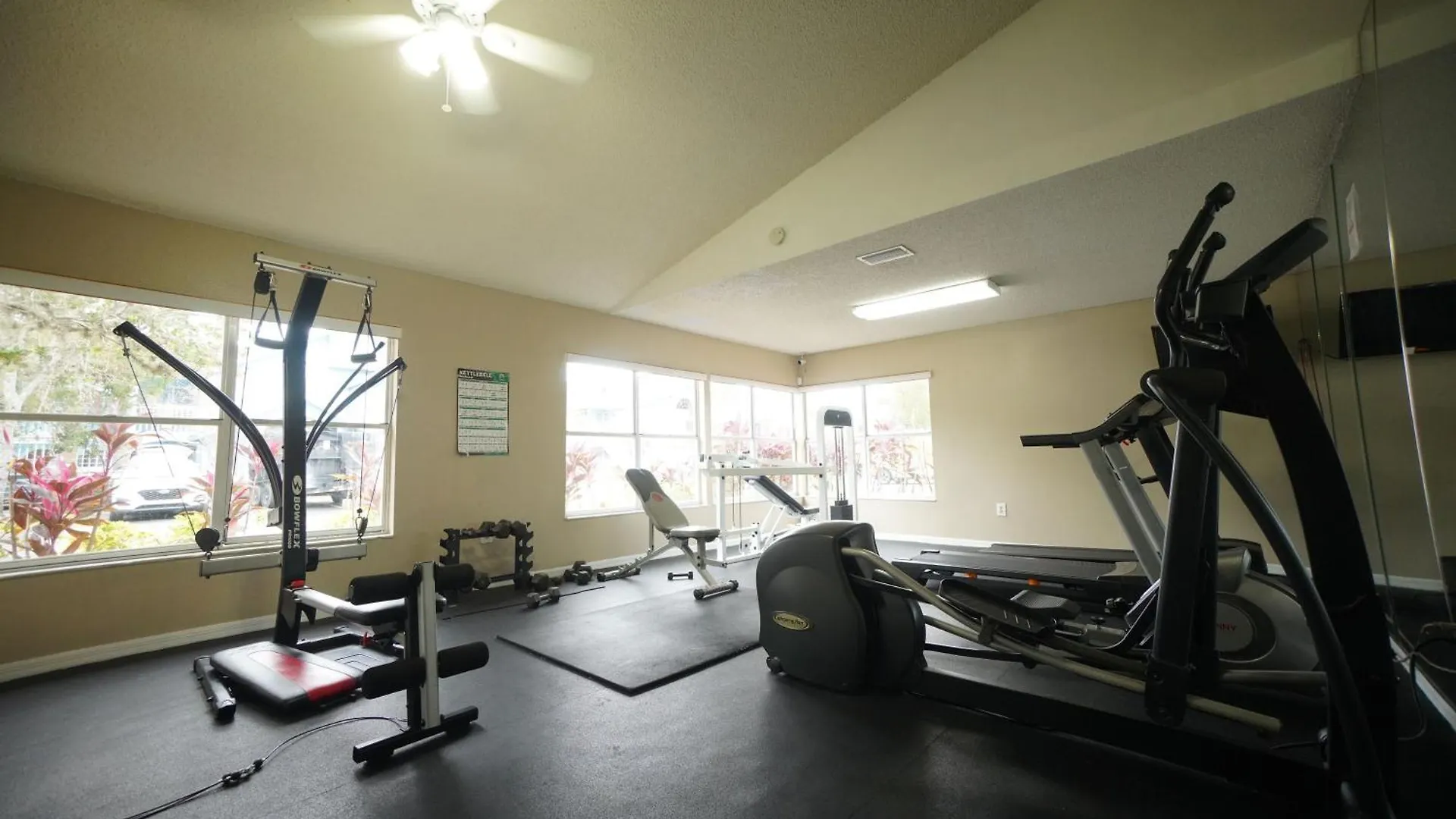 Apartment Near And Other Theme Parks