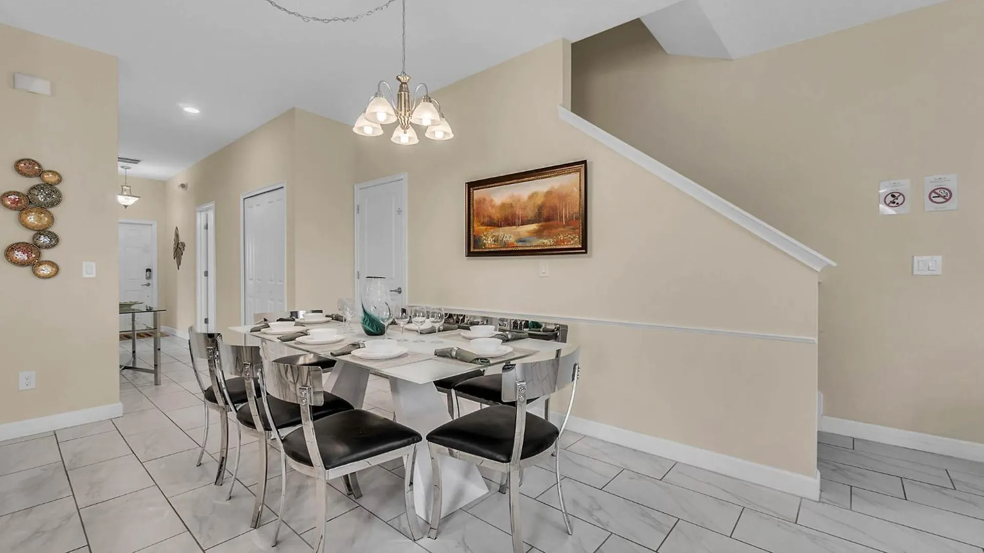 5 Bedrooms - 4 Bathrooms - Storey 3133 Pp *