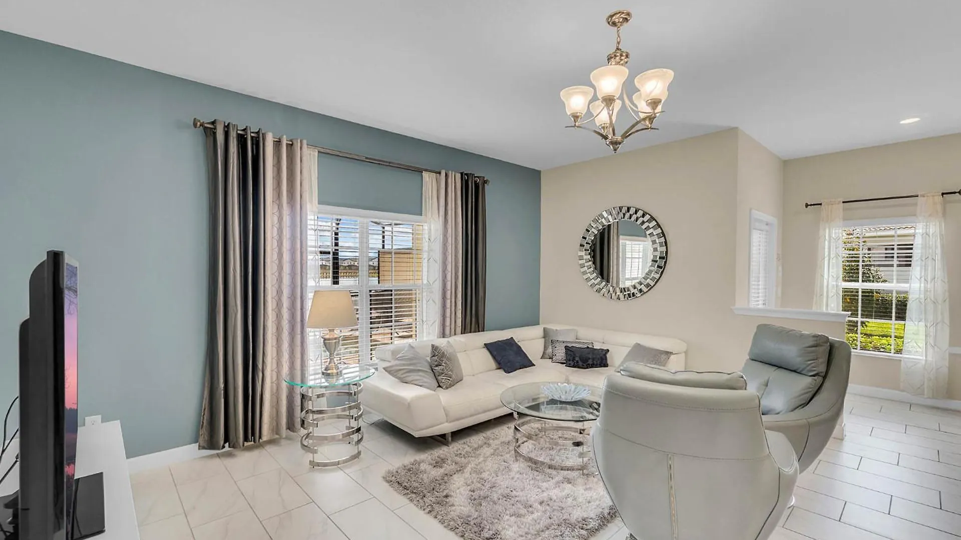 5 Bedrooms - 4 Bathrooms - Storey 3133 Pp Kissimmee