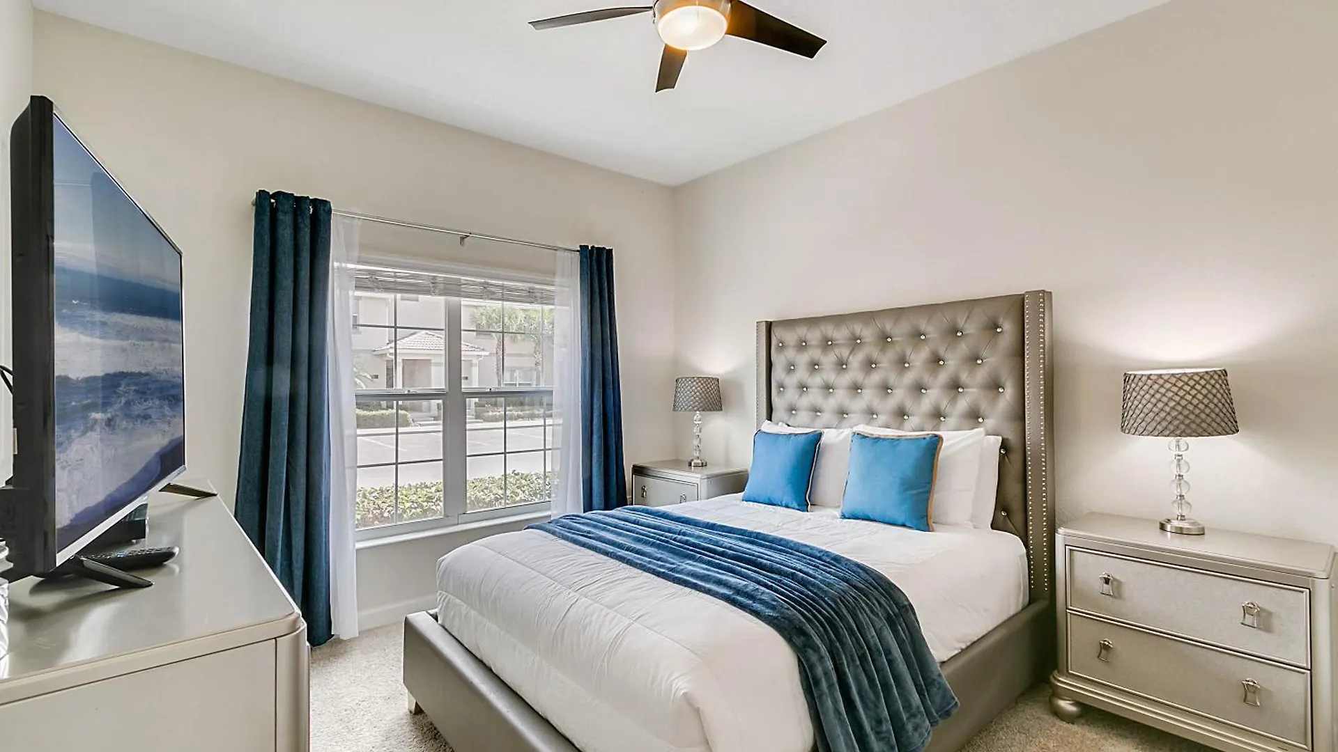 4 Bedroom-3 Bathroom Storey 3056gs * Kissimmee