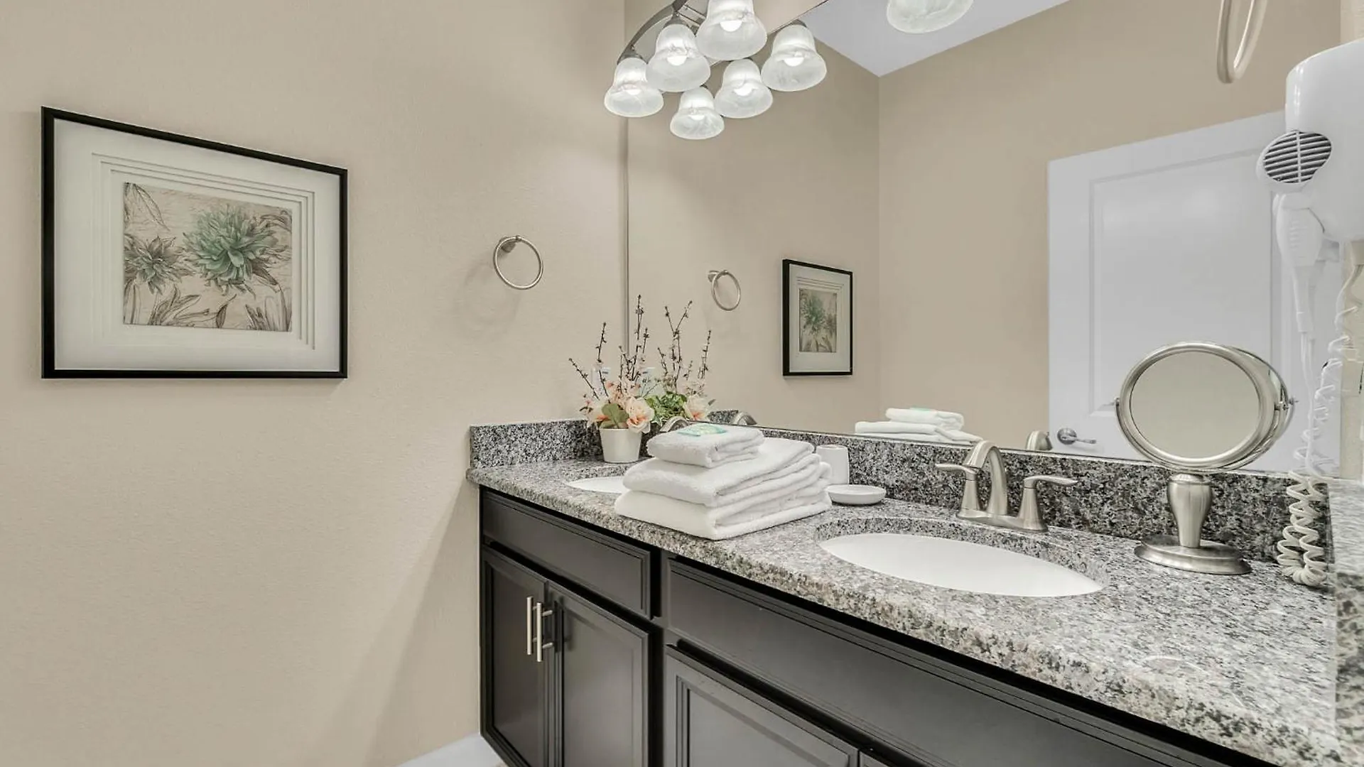 5 Bedrooms - 4 Bathrooms - Storey 3133 Pp Kissimmee