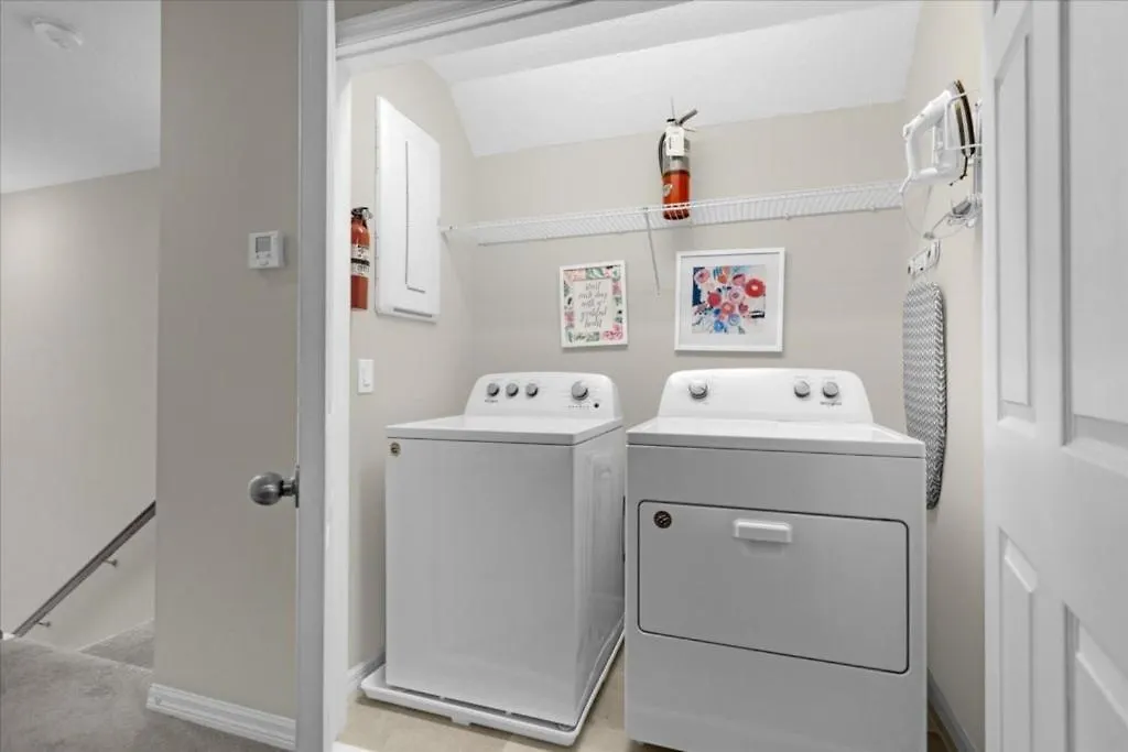 4 Bedrooms - 4,5 Bathrooms - Solara 1568 Cp Kissimmee