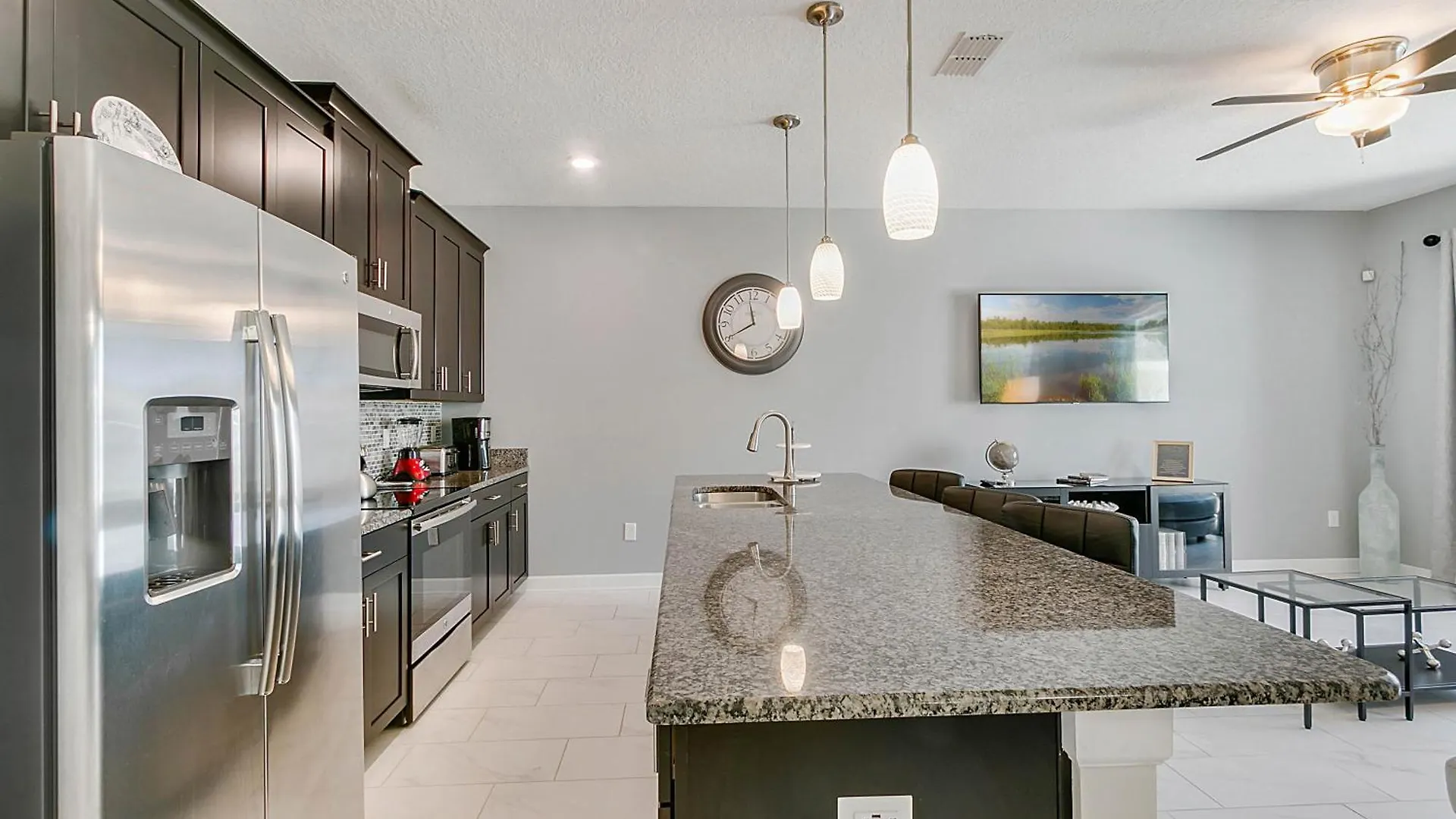 4 Bedroom-3 Bathroom Storey 3056gs