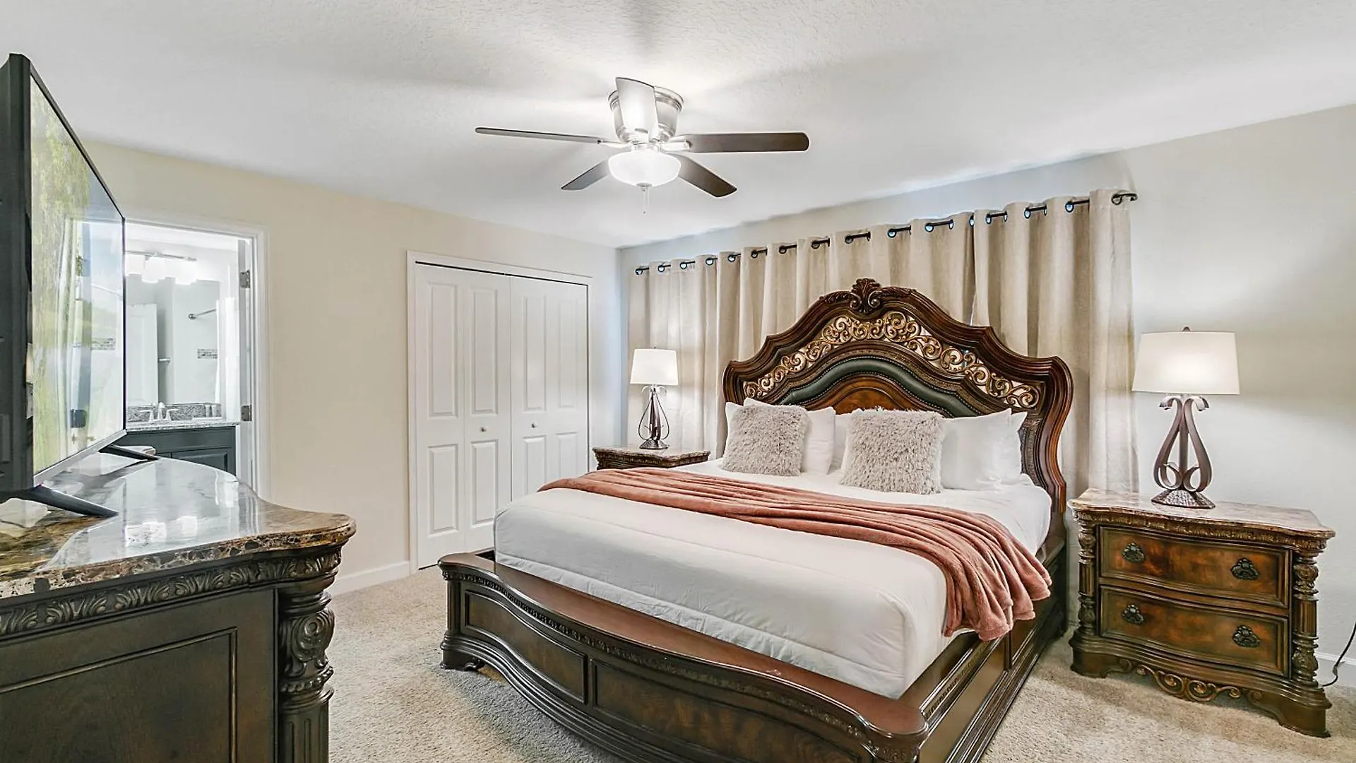 4 Bedroom-3 Bathroom Storey 3056gs