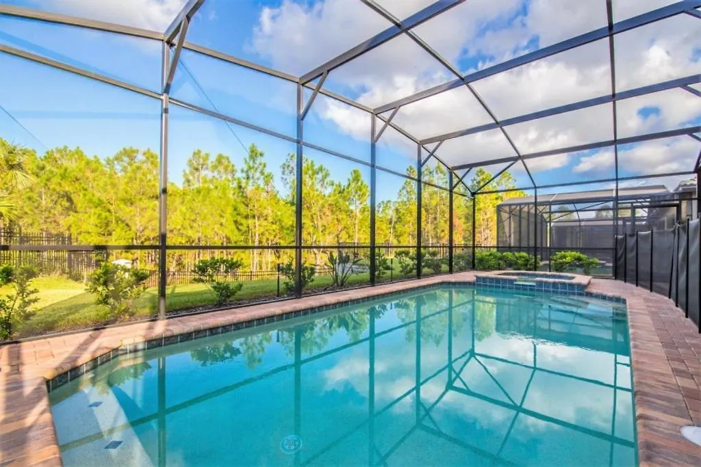 Villa Windsor At Westside 550 By