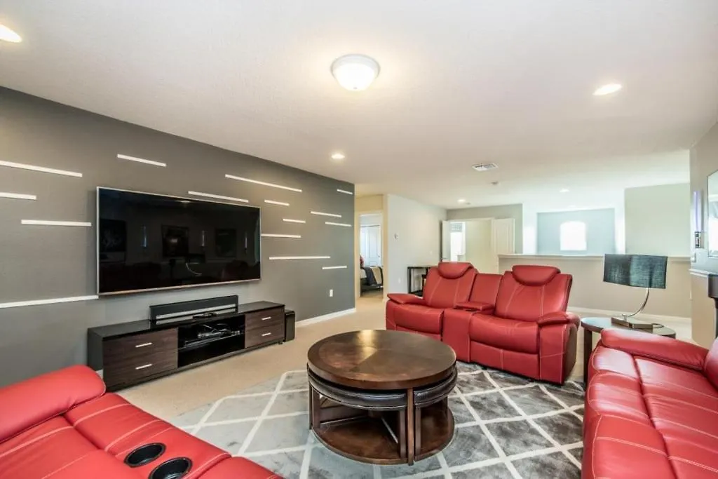 Windsor At Westside 550 By *