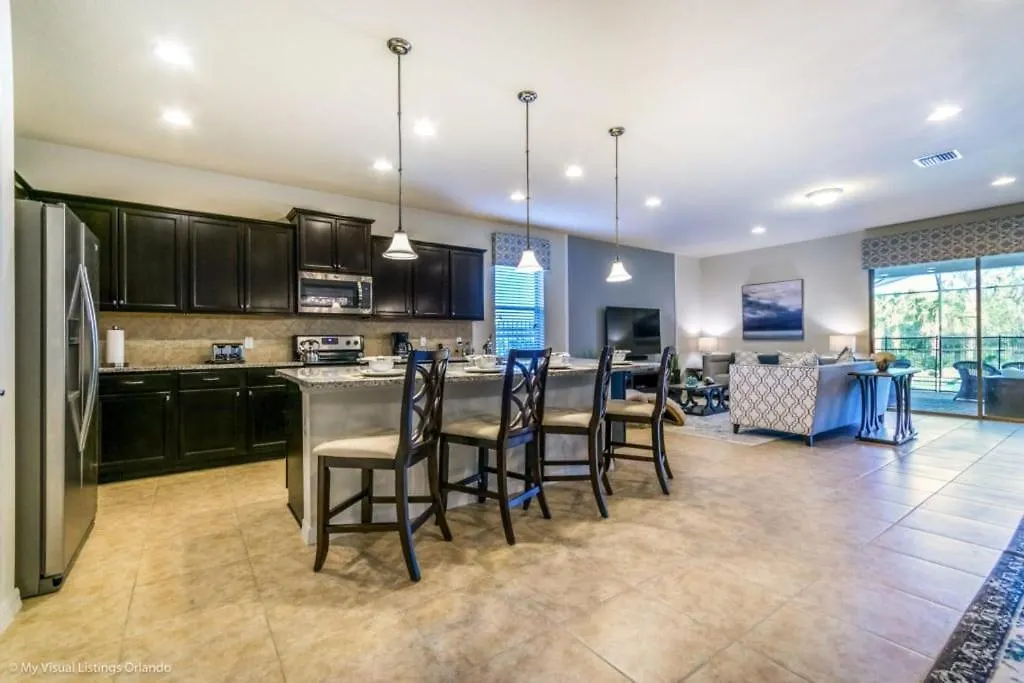 Windsor At Westside 550 By Villa