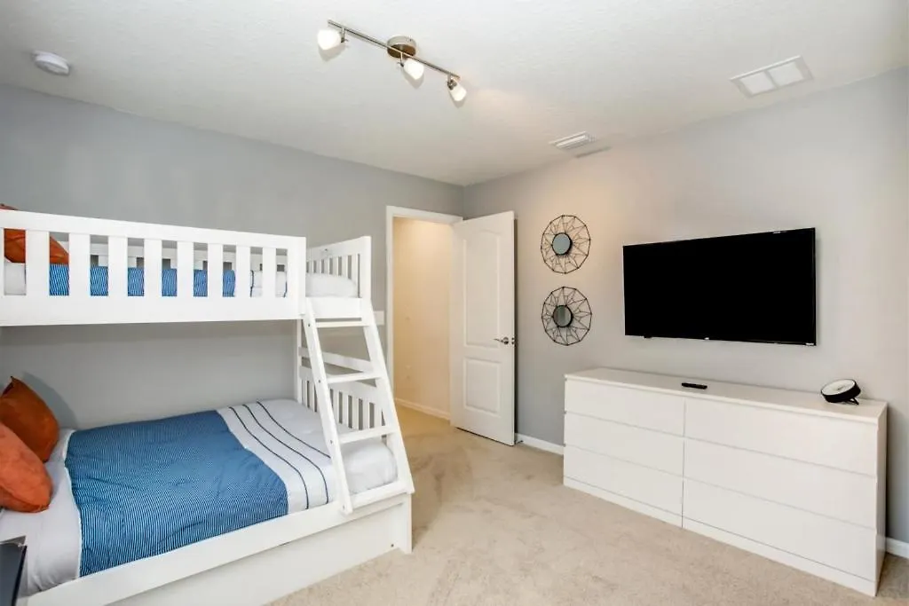 Windsor At Westside 205 By