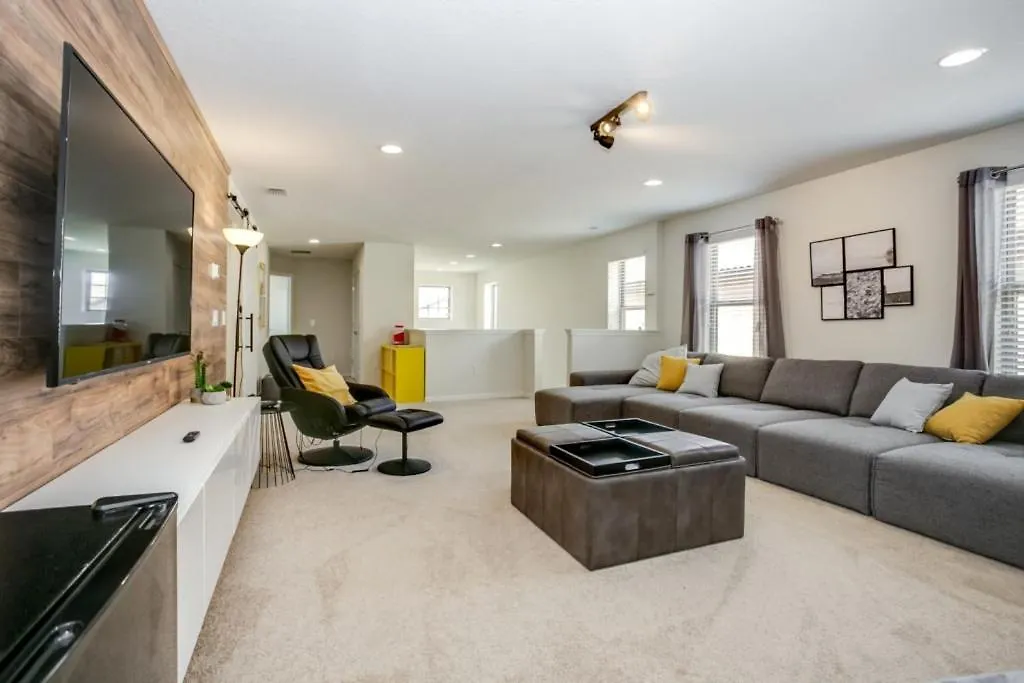 Windsor At Westside 205 By Villa