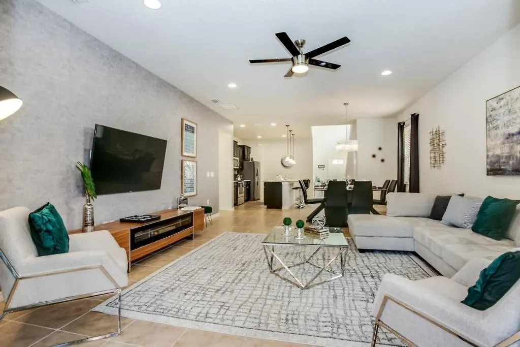Villa Windsor At Westside 205 By