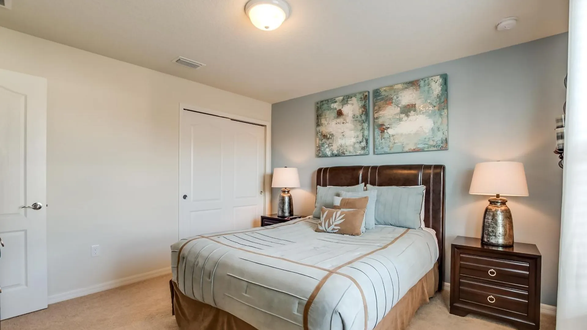 Windsor At Westside 284 By Villa