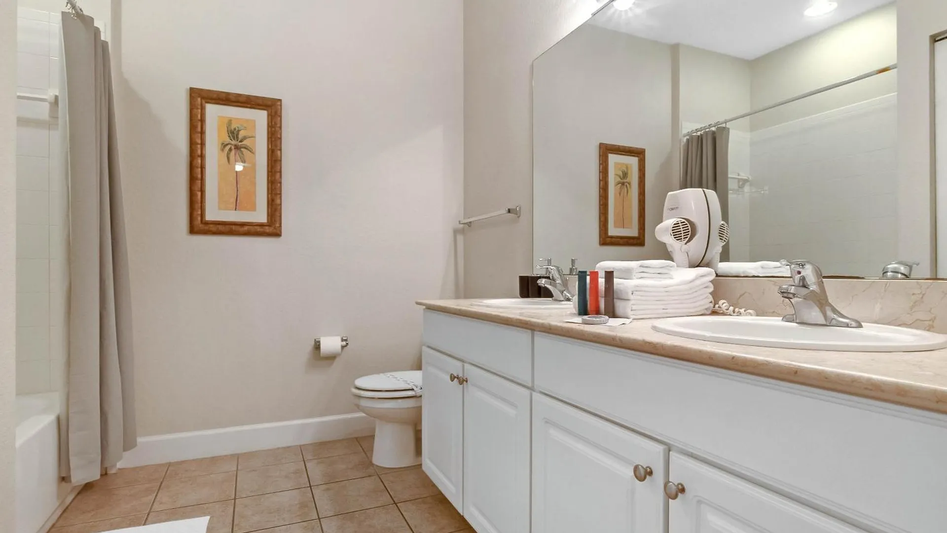 3 Bedrooms - 2 Bathrooms - Lucaya Village 1-102 Holiday home *