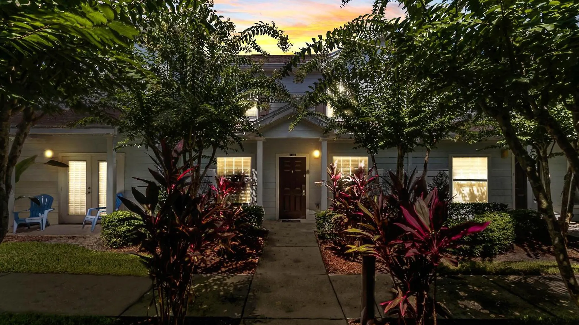 3 Bedrooms - 2 Bathrooms - Lucaya Village 1-102 Kissimmee
