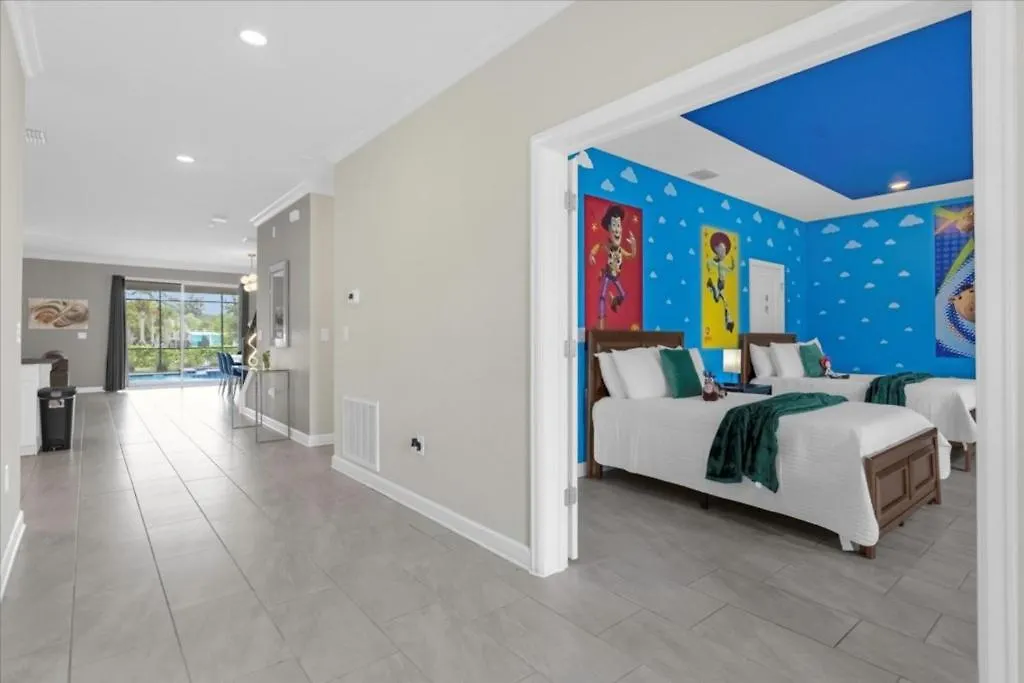 9 Bedrooms- 5 Bathrooms- Storey 2742ow Holiday home Kissimmee