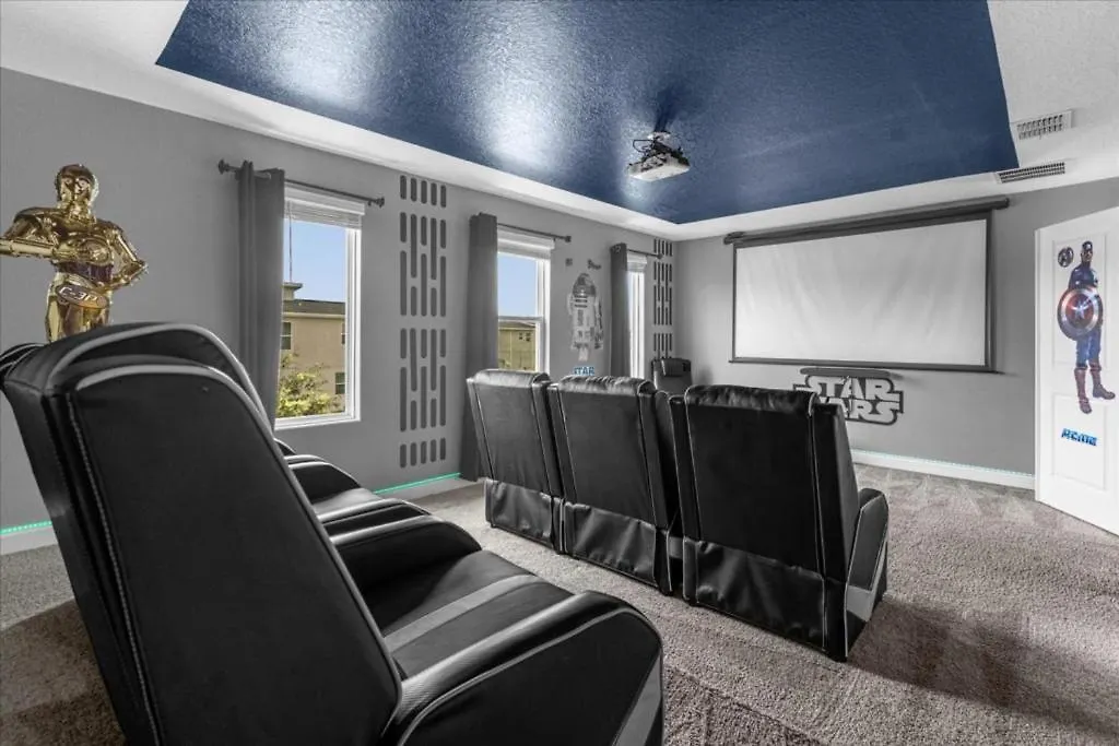 9 Bedrooms- 5 Bathrooms- Storey 2742ow * Kissimmee